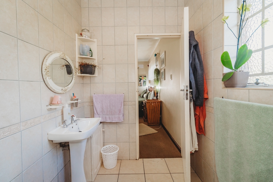 4 Bedroom Property for Sale in Heatherlands Western Cape
